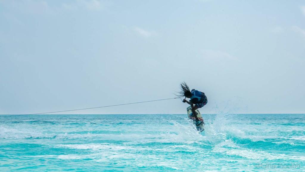 Fulhadhoo Inn エクステリア 写真