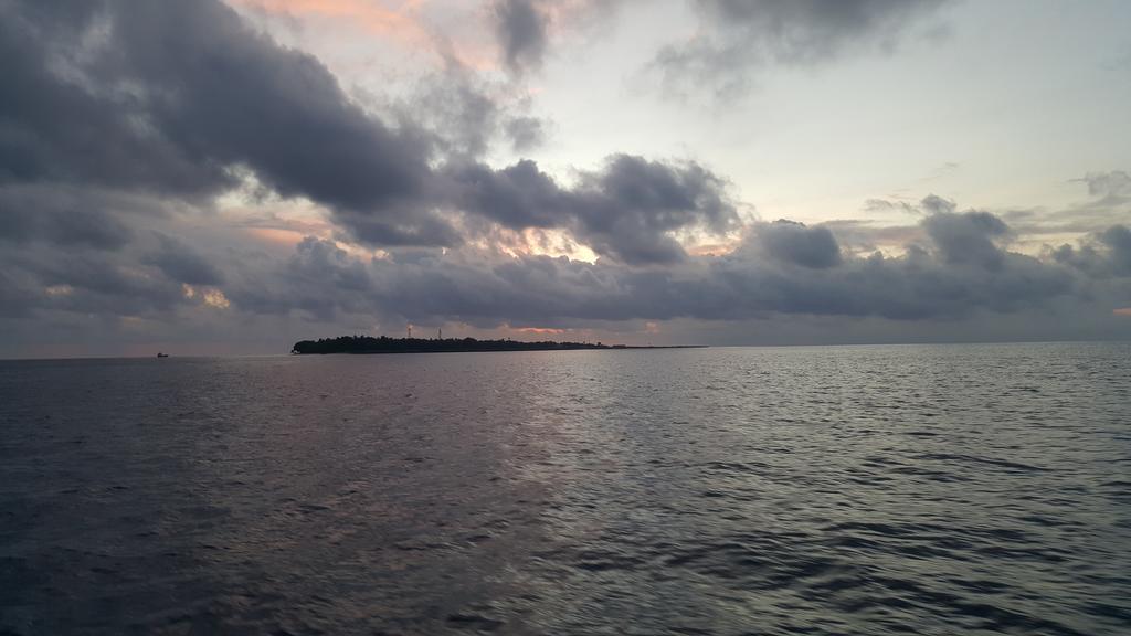 Fulhadhoo Inn エクステリア 写真